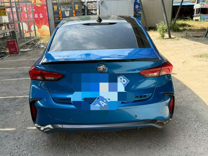 广州22年别克威朗5