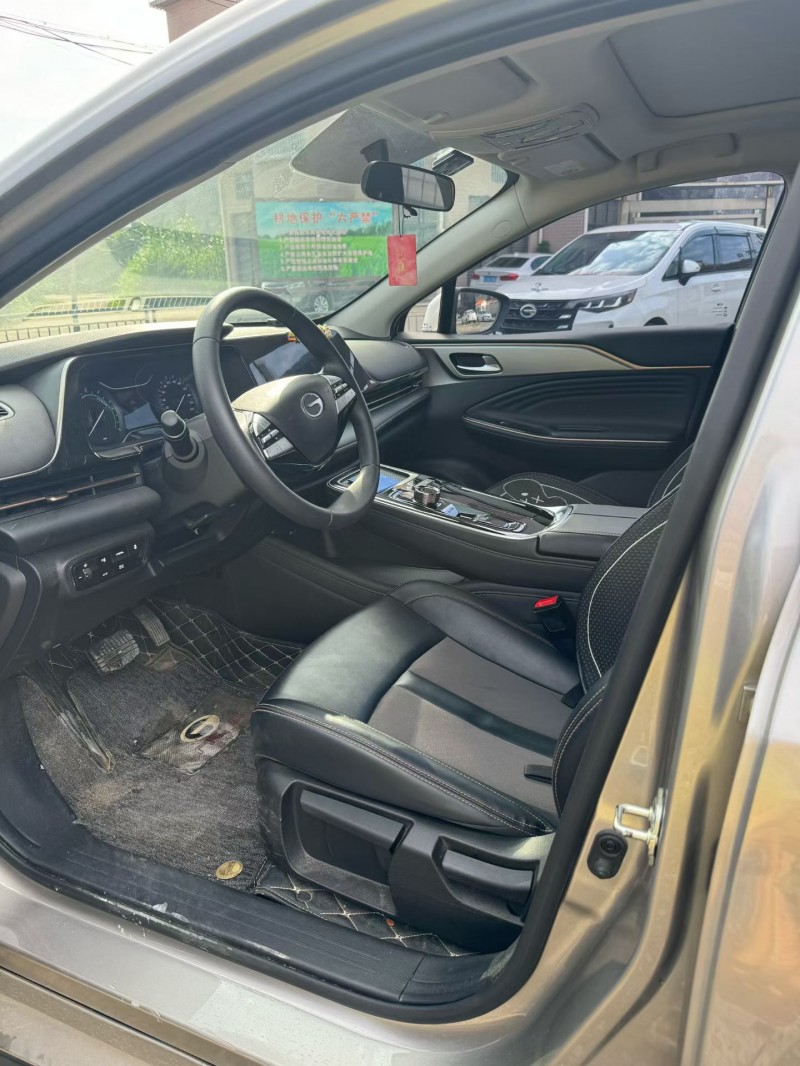 广州24年传祺埃安S8