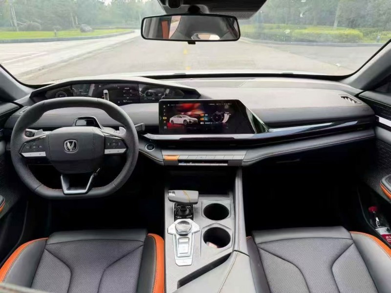 徐州25年长安汽车UNI4