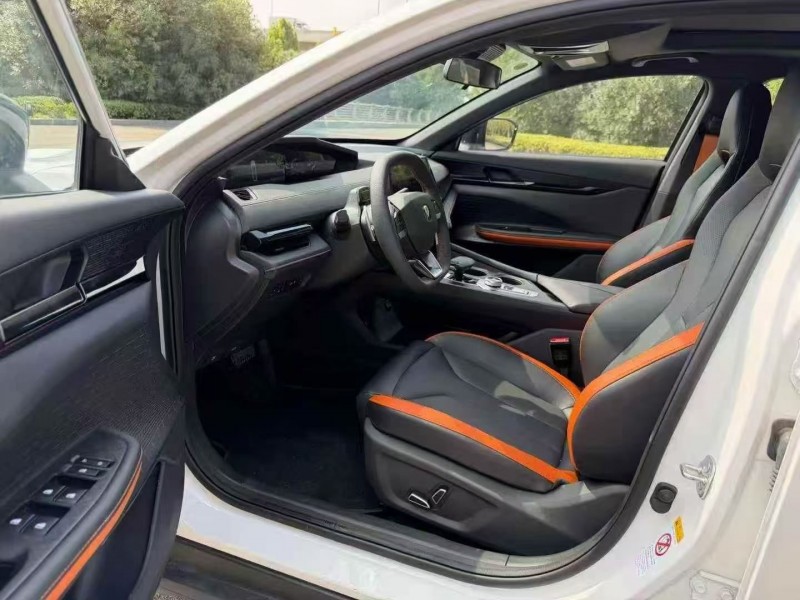 徐州25年长安汽车UNI5