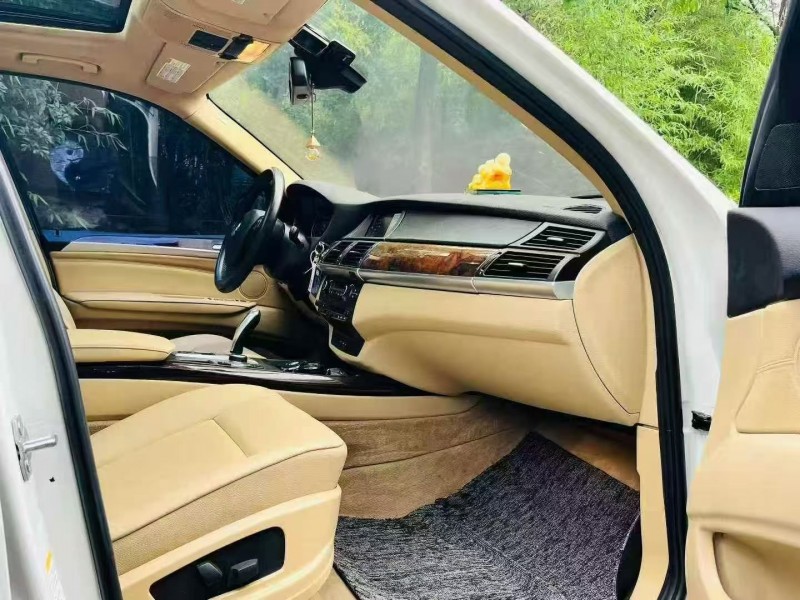 淄博13年宝马X54