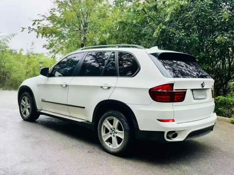 淄博13年宝马X57