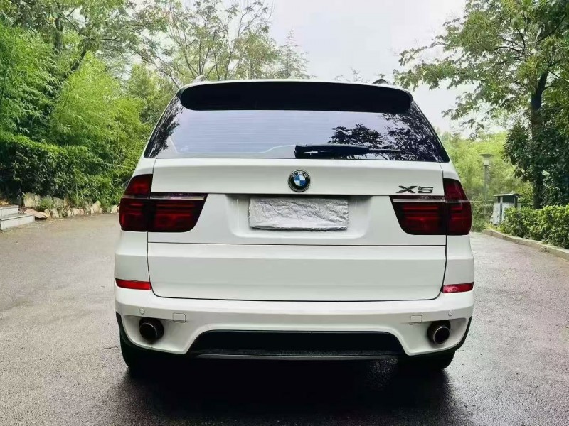 淄博13年宝马X58