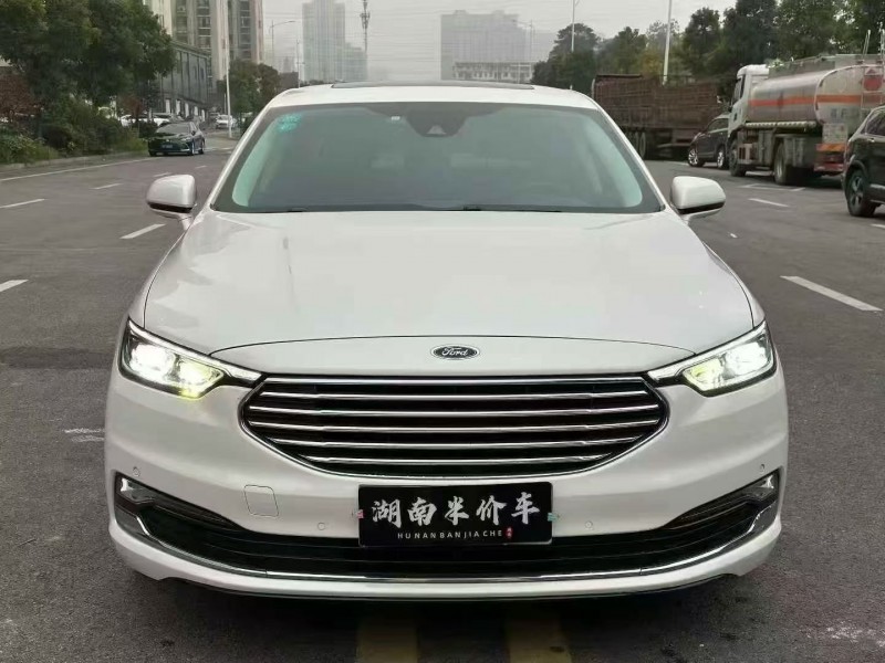 徐州20年福特金牛座1