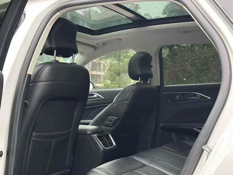 徐州20年福特金牛座4