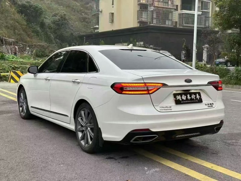 徐州20年福特金牛座6