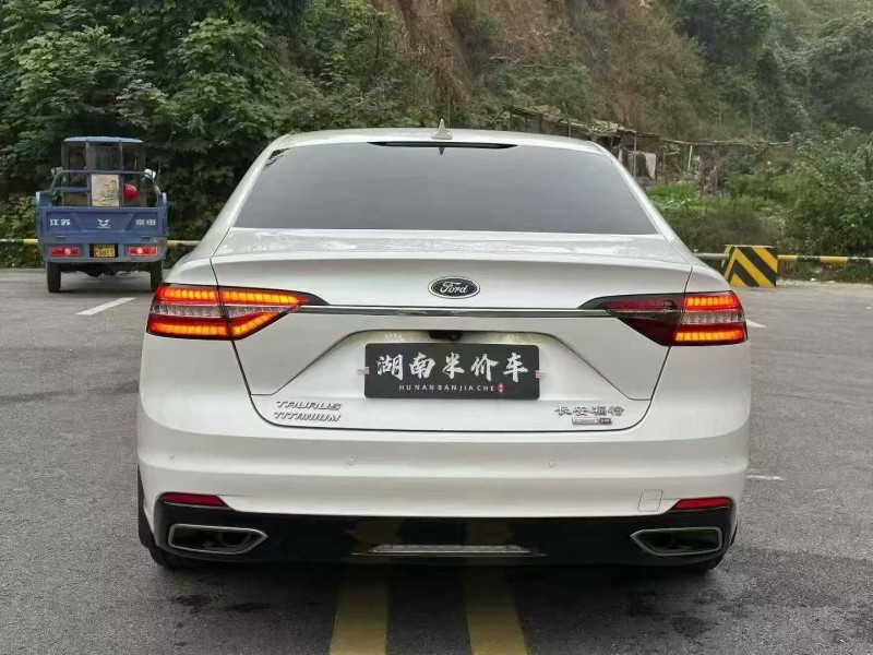 徐州20年福特金牛座7