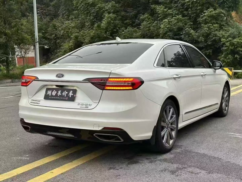 徐州20年福特金牛座9