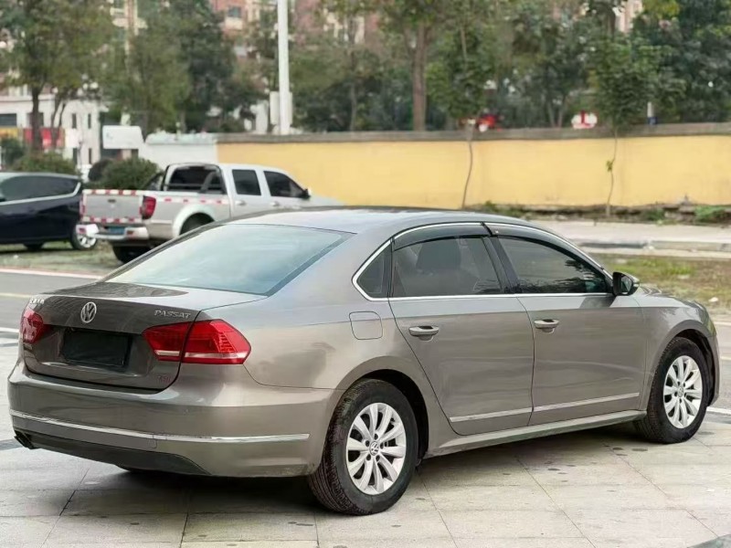 济南12年大众帕萨特8