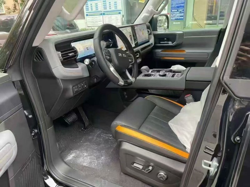 重庆25年北京BJ406