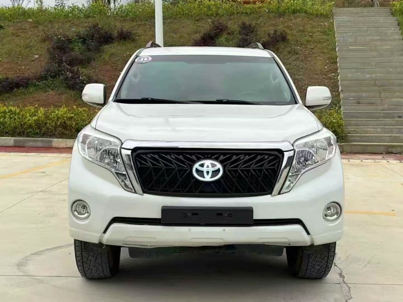 贵阳16年丰田普拉多1