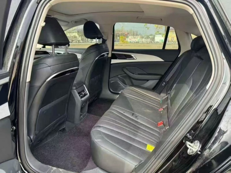 枣庄25年红旗H55