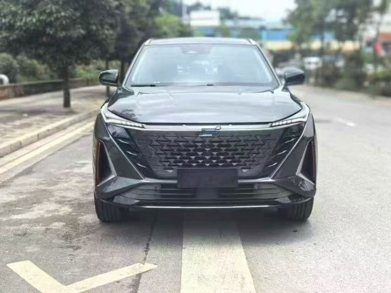 厦门23年长安汽车欧尚1