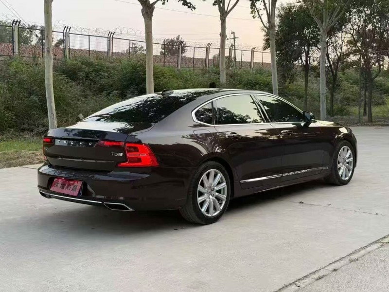 洛阳20年沃尔沃S908