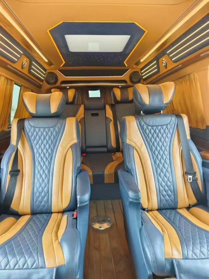 无锡19年奔驰威霆5