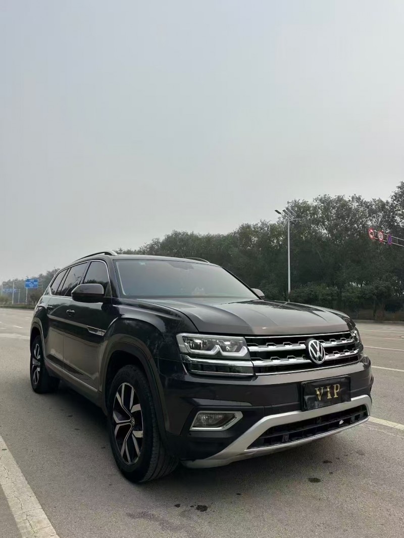 枣庄17年大众途昂3