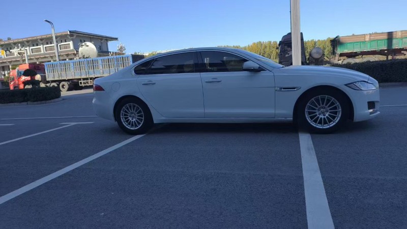 济宁17年捷豹XFL4