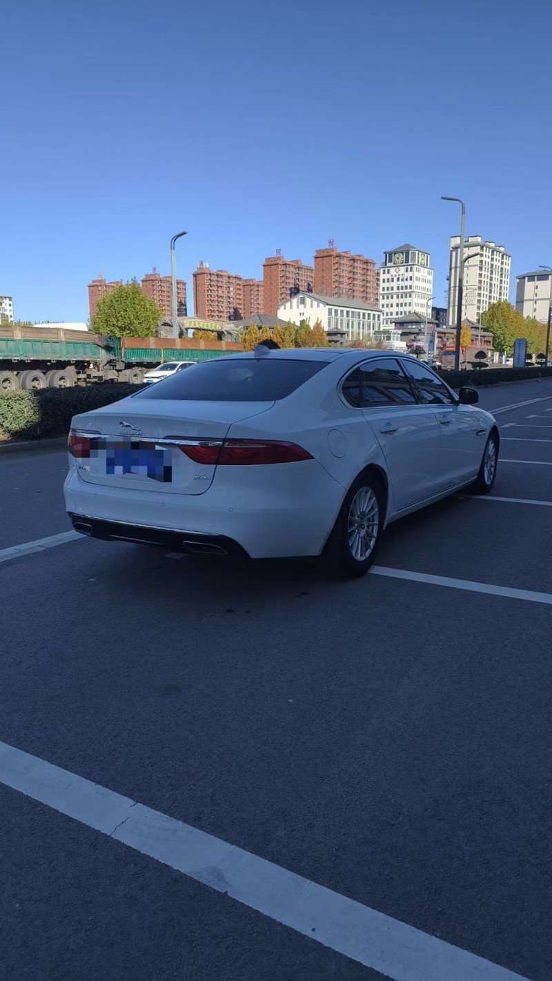 济宁17年捷豹XFL6