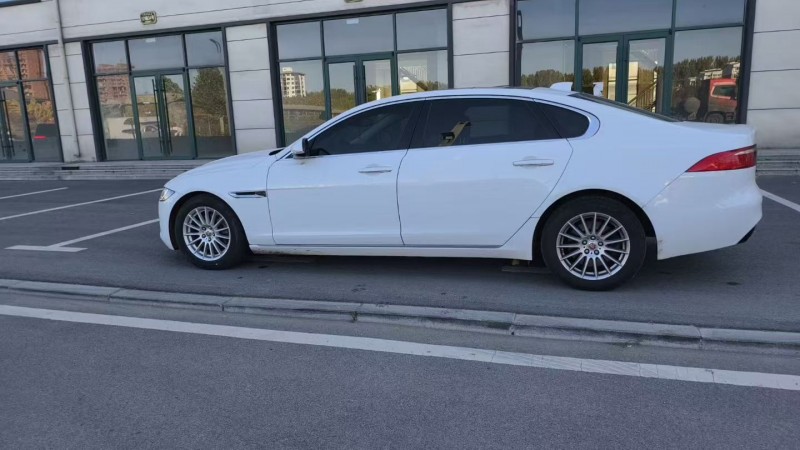 济宁17年捷豹XFL8