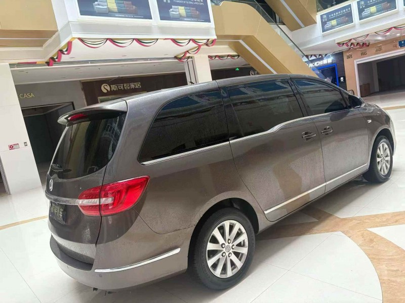 芜湖17年别克GL85