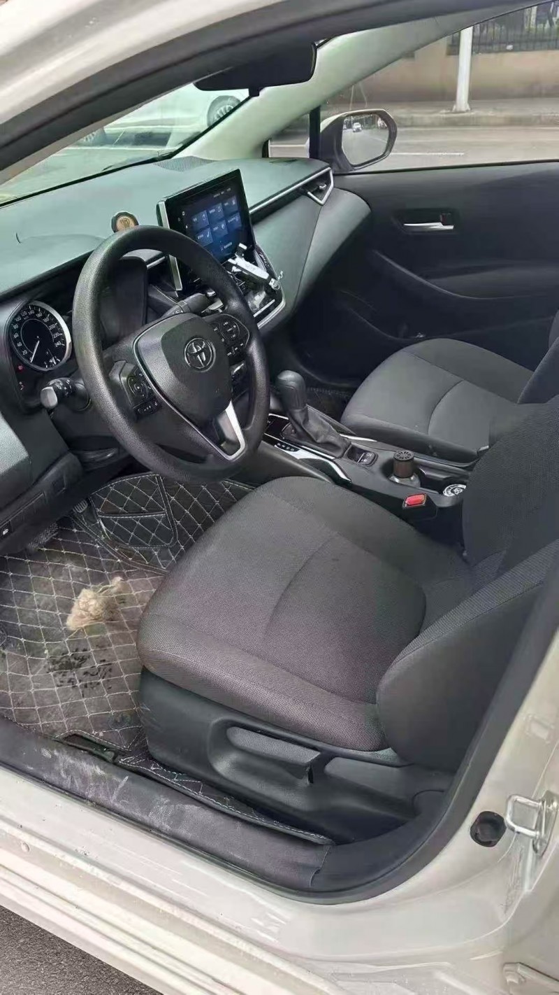 青岛22年丰田卡罗拉6