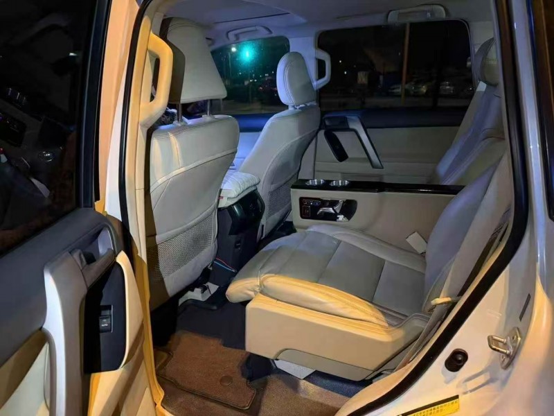 深圳14年丰田普拉多4