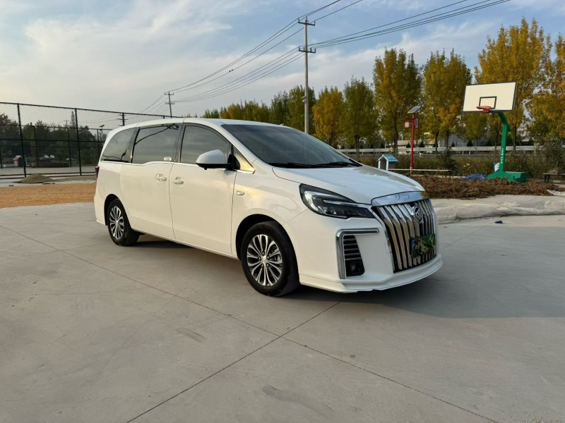 徐州22年别克GL83