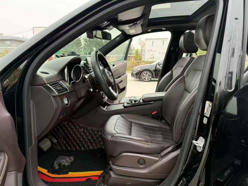 徐州17年奔驰GLE3