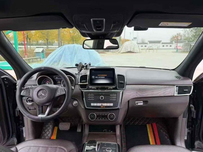 徐州17年奔驰GLE4