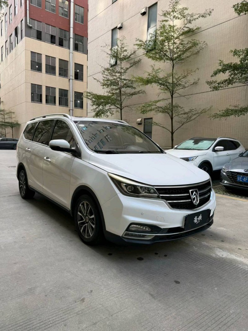 佛山18年宝骏7302