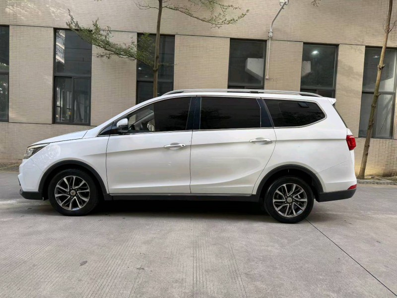 佛山18年宝骏7304