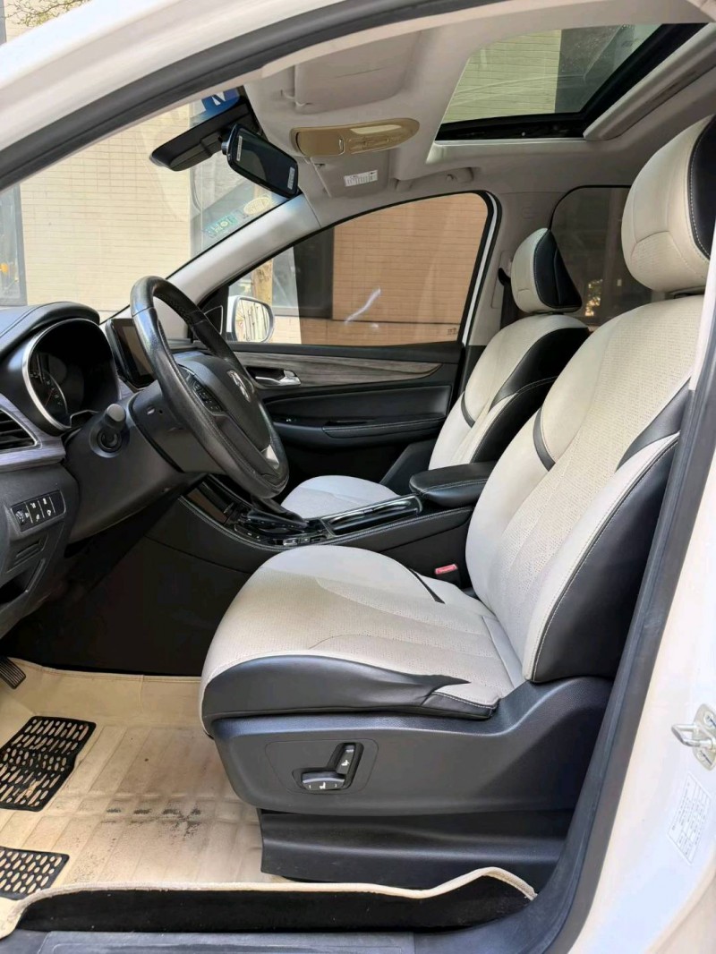 佛山18年宝骏7306