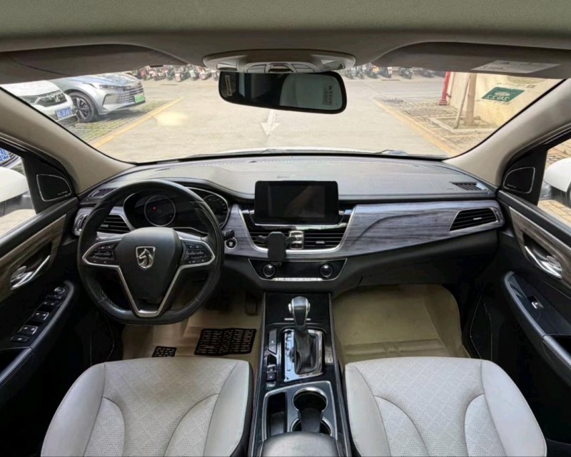 佛山18年宝骏7308