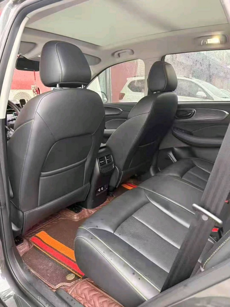 安阳22年荣威RX58