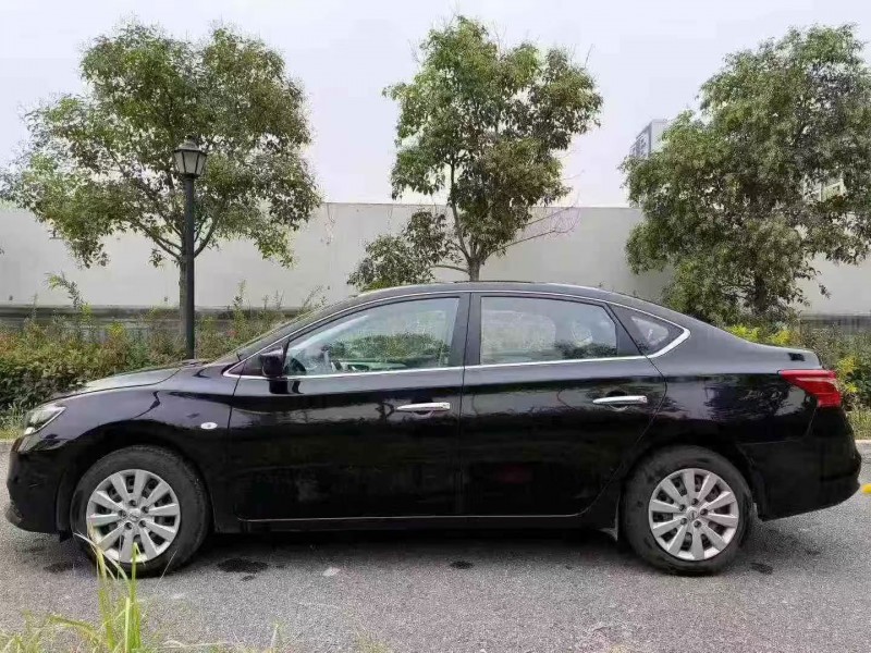 十堰24年日产轩逸7