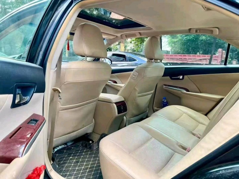 东莞13年丰田凯美瑞6