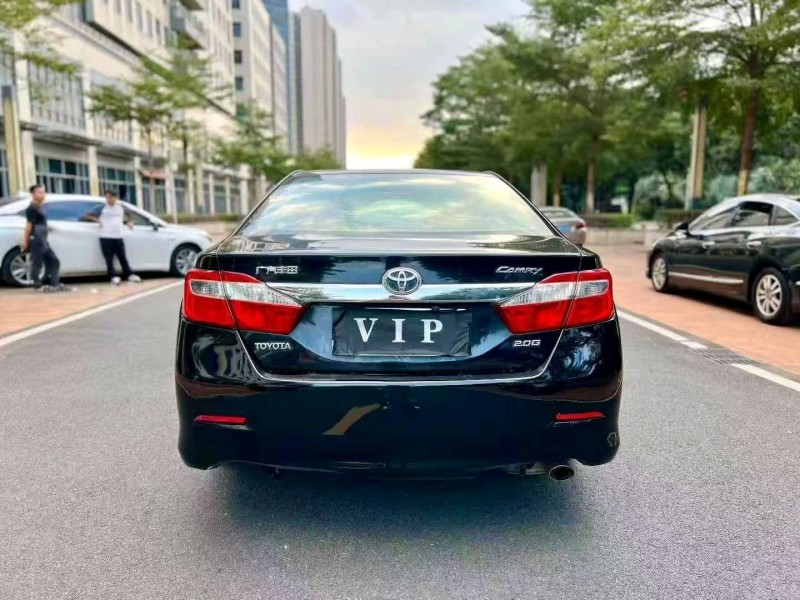 东莞13年丰田凯美瑞7