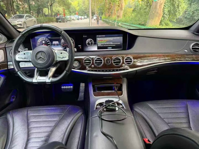 九江19年奔驰迈巴赫S级6