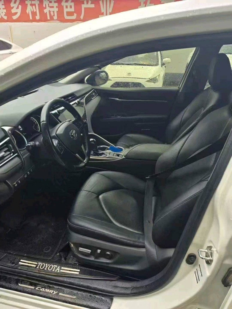 郑州19年丰田凯美瑞2