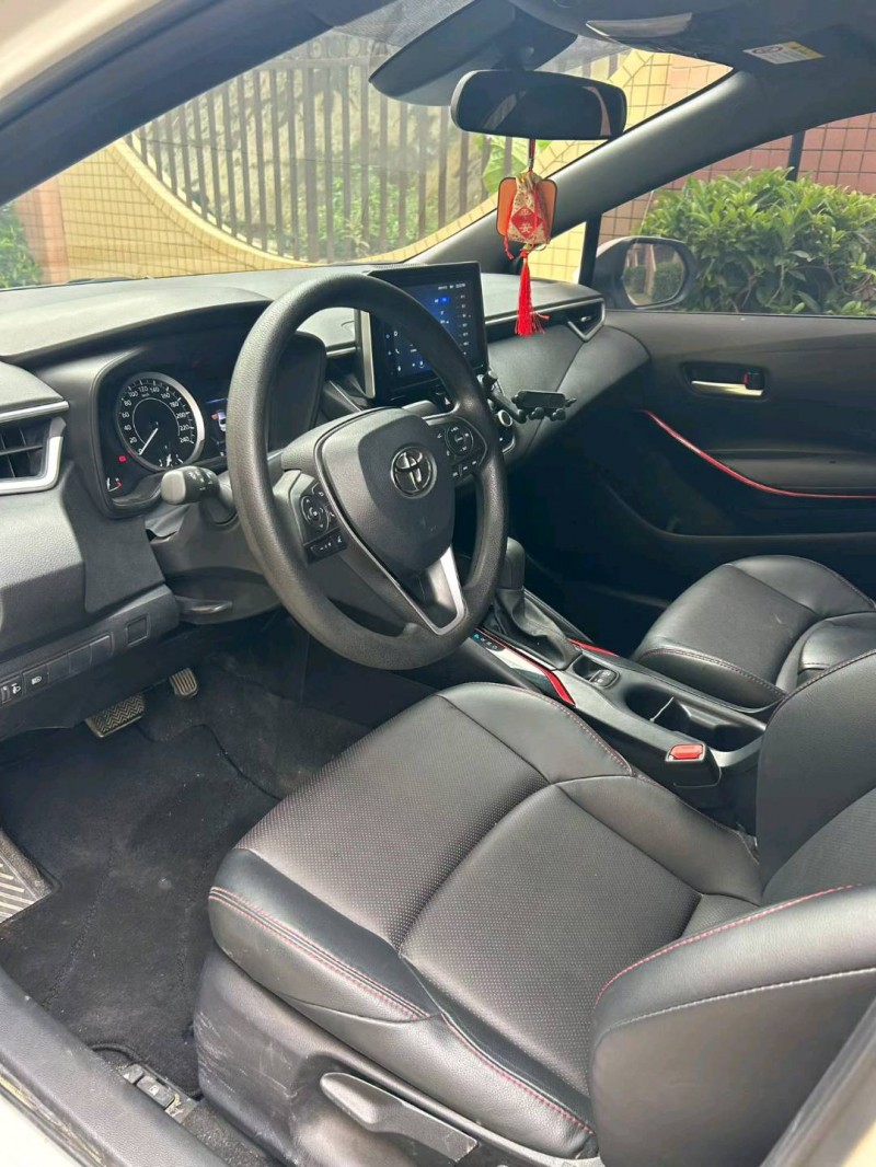 广州22年丰田雷凌6