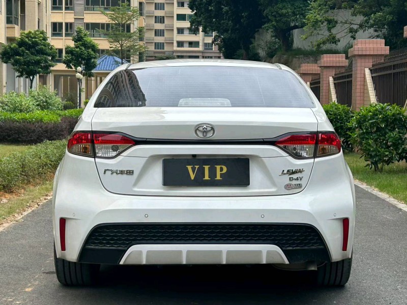 广州22年丰田雷凌7