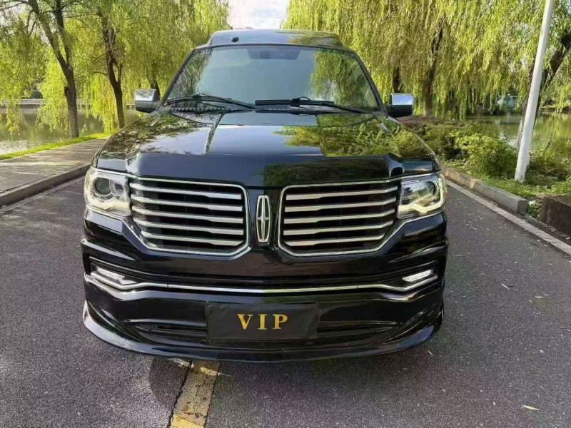 萍乡18年林肯领航员1