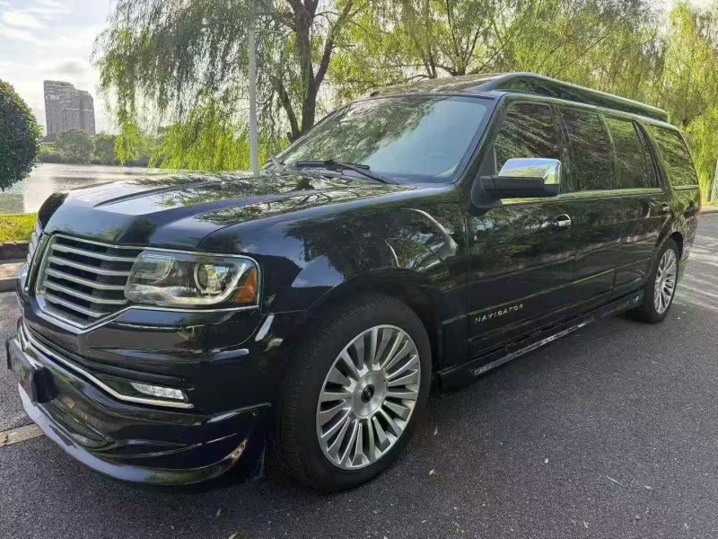 萍乡18年林肯领航员2