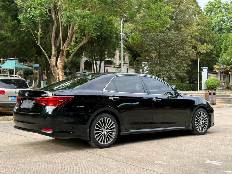 南宁15年丰田皇冠4