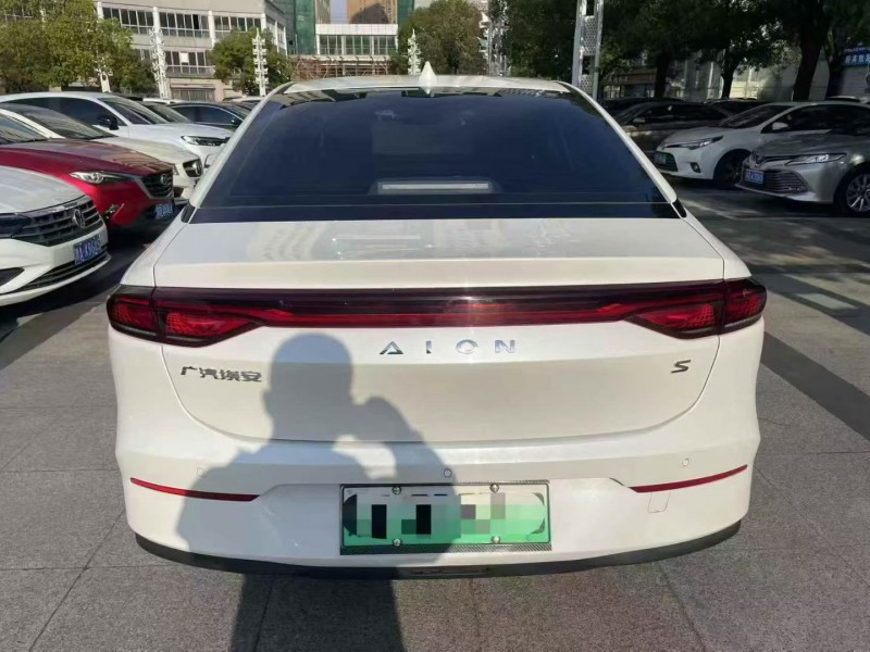 南通23年传祺埃安S9