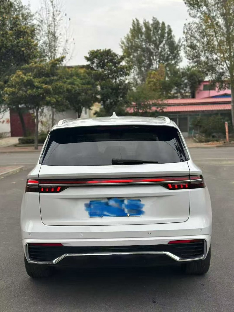 东营22年吉利星越9