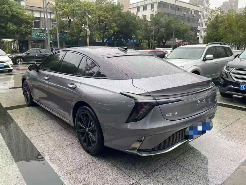 连云港23年红旗H67