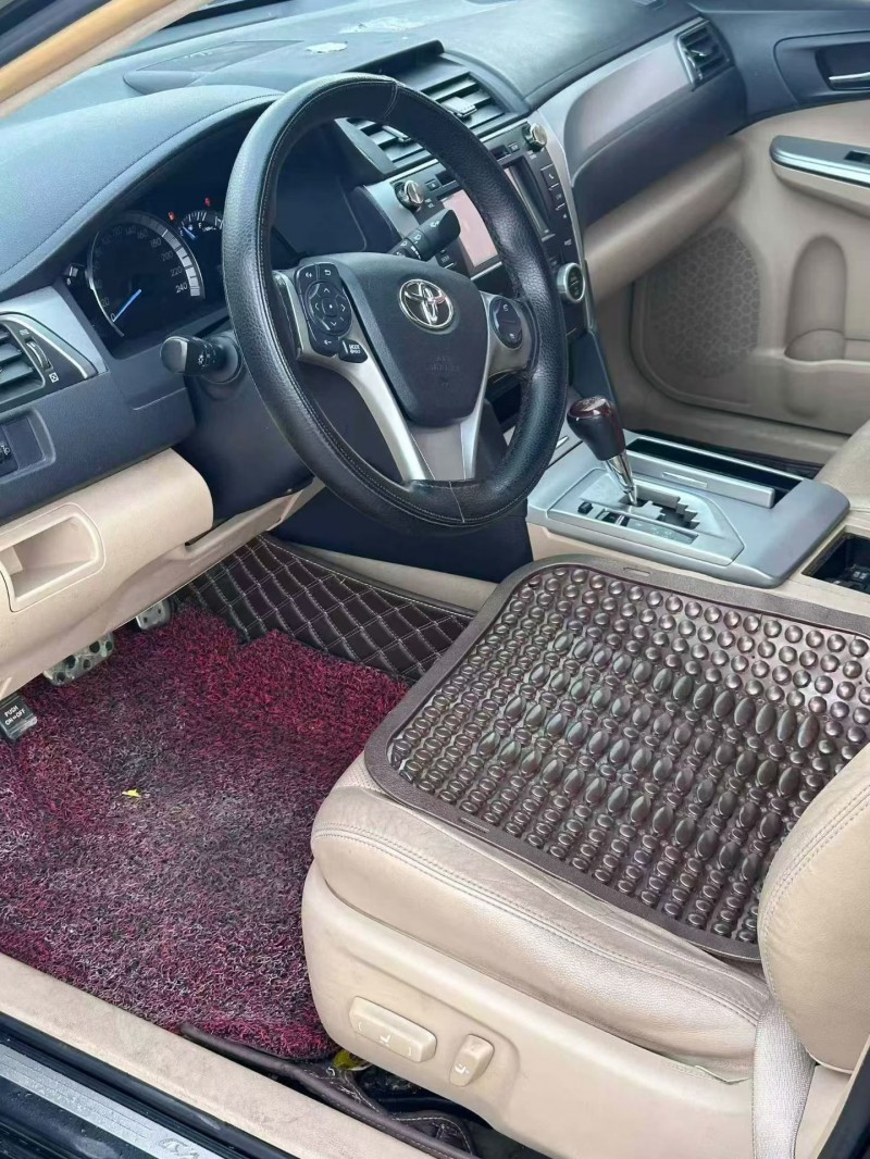 梧州18年丰田凯美瑞4