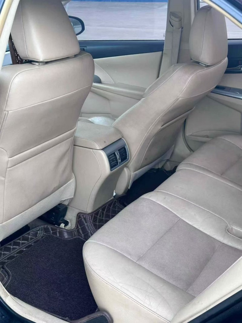 梧州18年丰田凯美瑞5