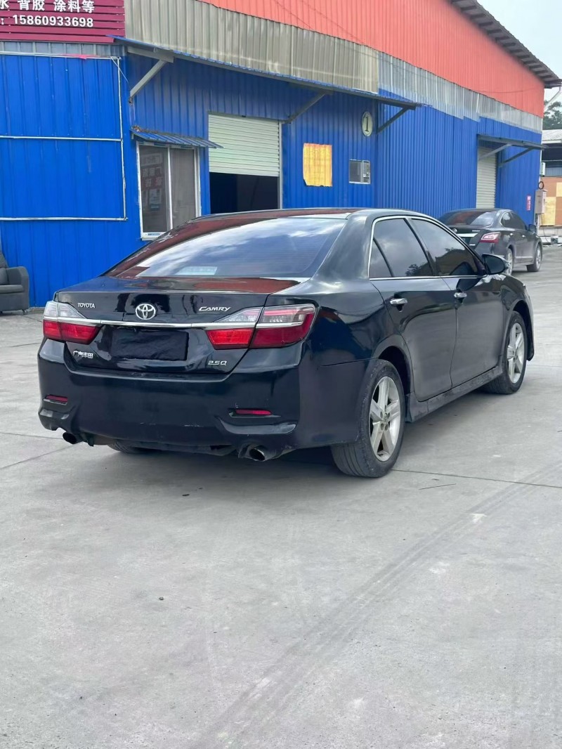 梧州18年丰田凯美瑞7